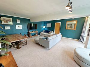 Lounge 1- click for photo gallery